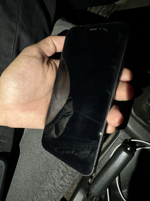 Айфон 11 акб 79 64 гб