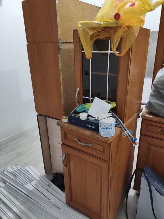 Кухонный гарнитур шкаф