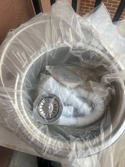 Мойка новая