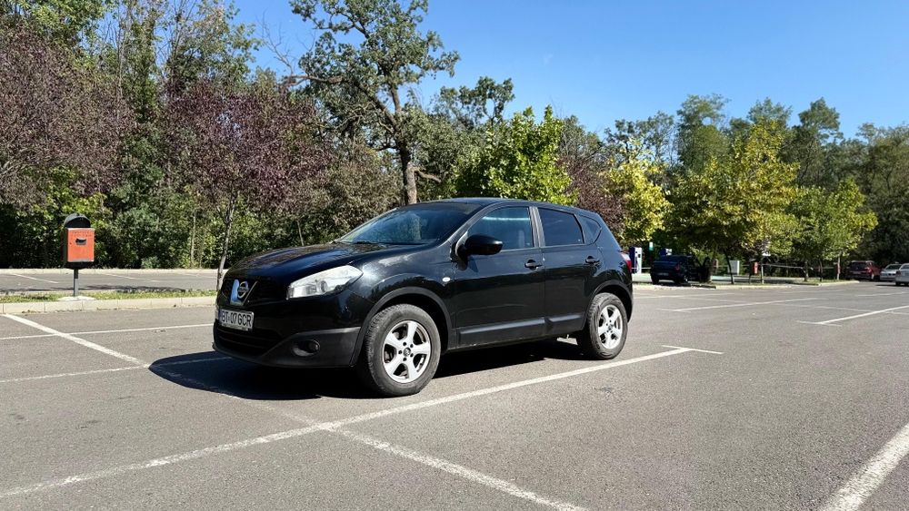 Nissan Qashqai J10