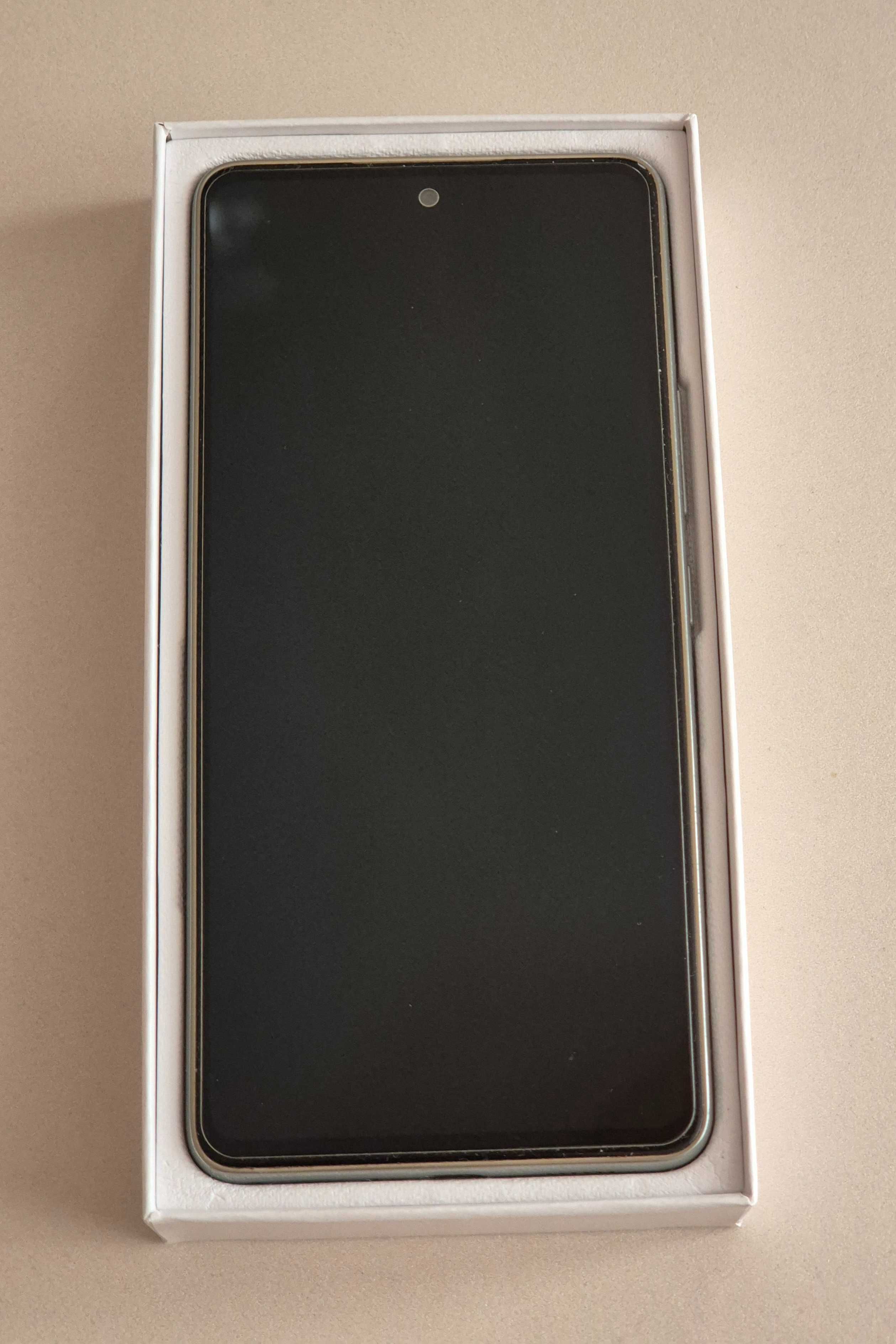 Samsung A53 5G, бял