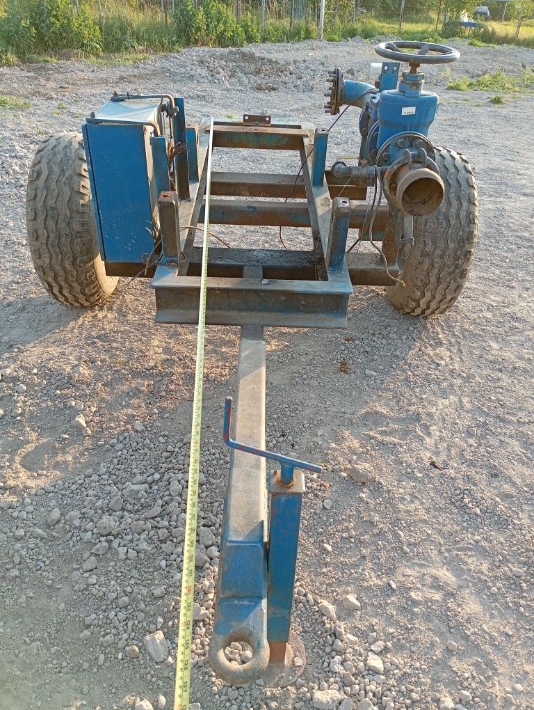 Remorcã, platformã industrial agricol, pompe irigat