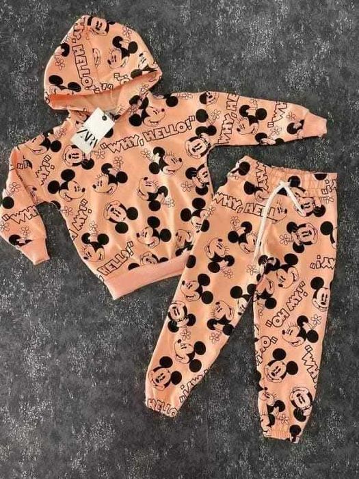 детски спортни екипи за момичета