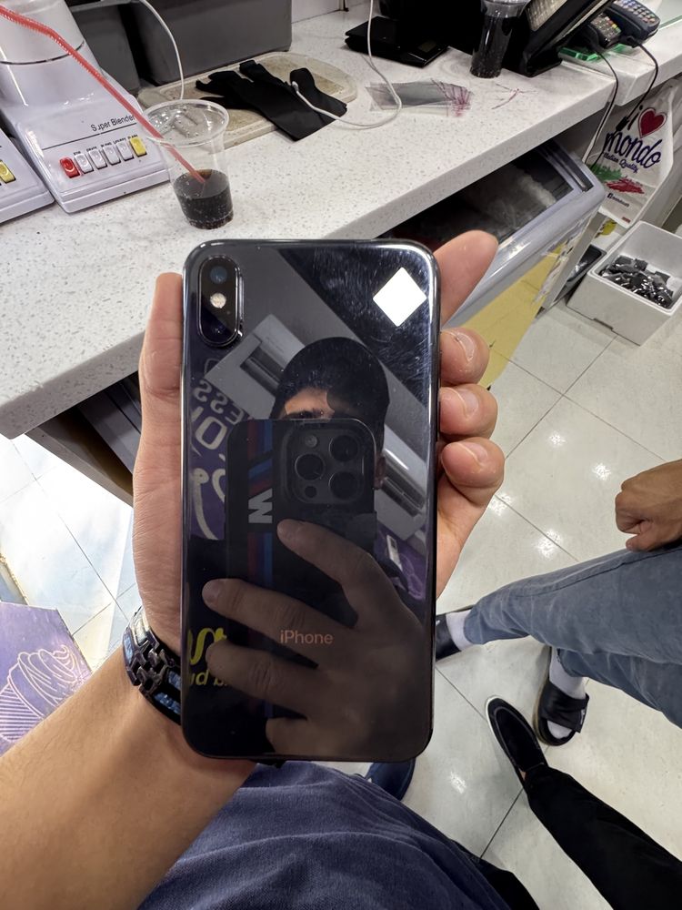 Iphone X sotiladi srochna