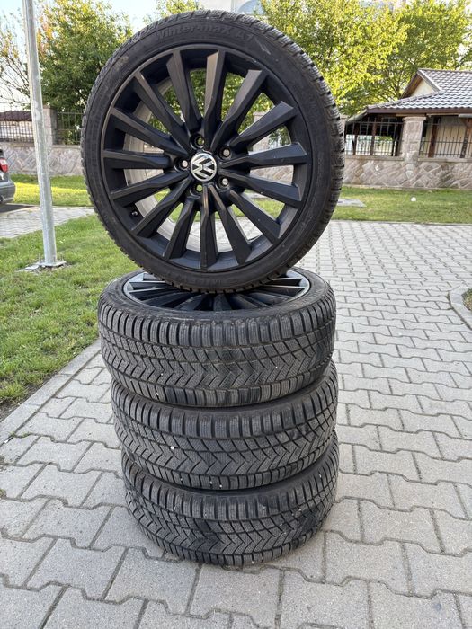 Jante aliaj 18 cu anvelope de iarna R18/225/40