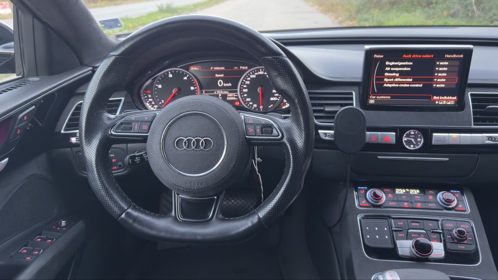 Audi A8 4.2 TDI Matrix TOP