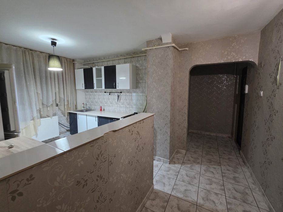 Apartament 2 camere etaj 1 micro 4