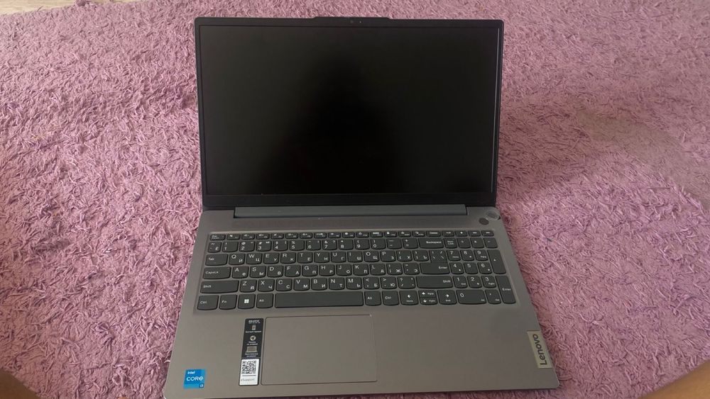 Lenovo ideapad slim 3 15IAN8