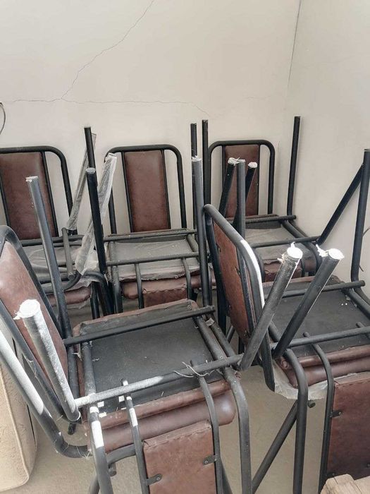 Продам стулья  почти новые