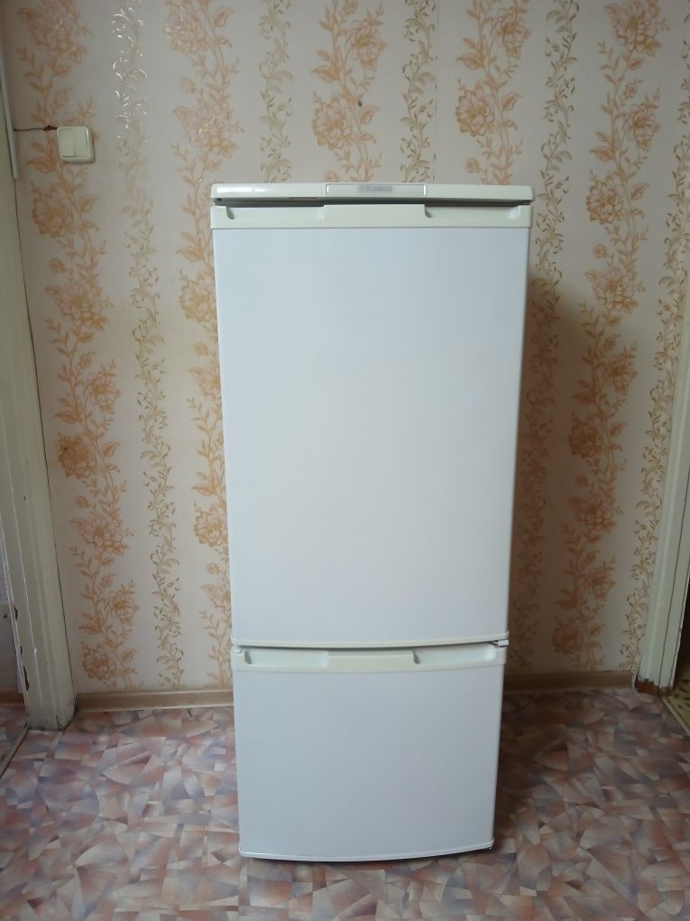 Холодильник бирюса