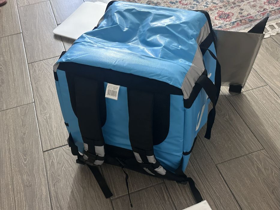 Сумка Wolt в идеальном состоянии, не разу не использовалась 100%