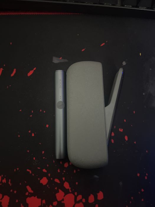 Iqos iluma black