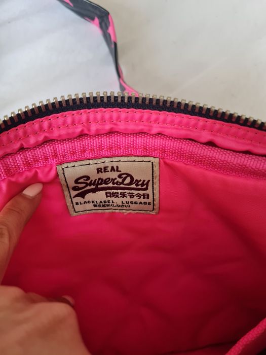 Дамска чанта Superdry