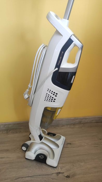 Вертикална прахосмукачка и парочистачка ROWENTA CLEAN&STEAM MULTI