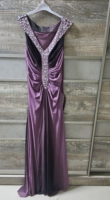 Продам платье в пол