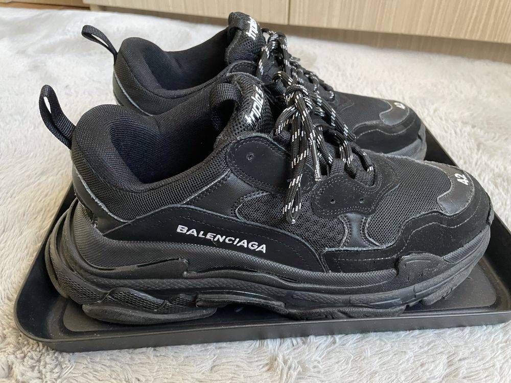 Balenciaga Triple S