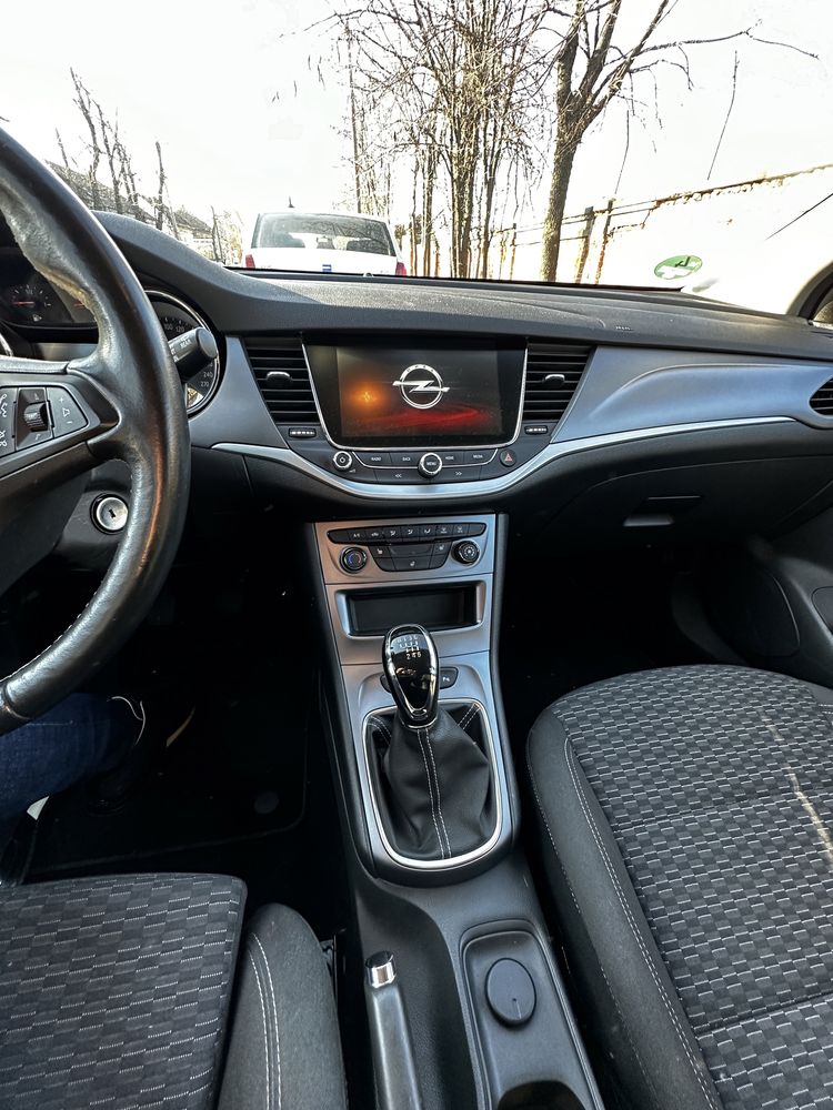 Opel Astra 1,6 D 110Hp