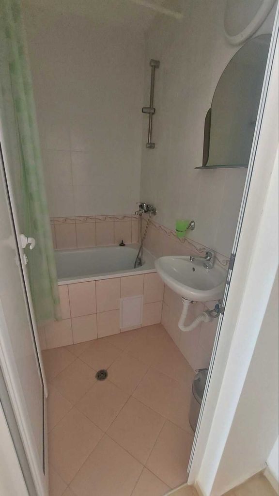 Продава се Едностаен апартамент в к.к. Слънчев бряг - 382 кв.м за 121 €/кв.м - Снимка #4