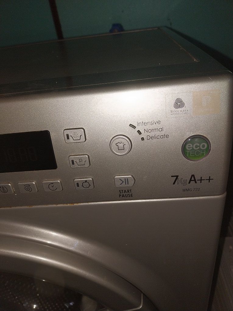 Перална Ariston Hotpoint wmg722