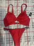 Чисто нов бански по модел на Victoria's Secret