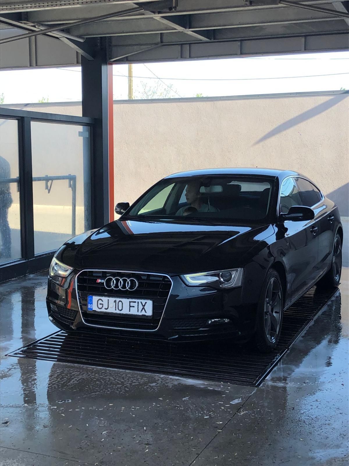 Vând Audi A5 2013