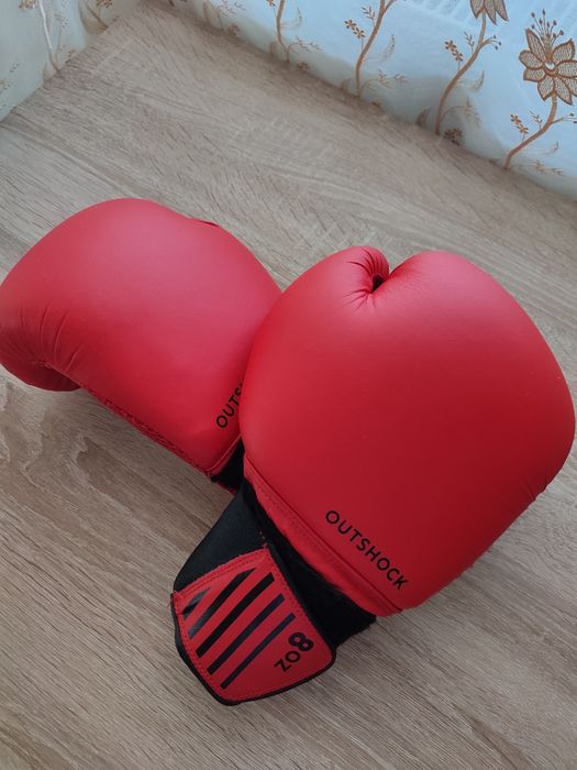 Vând echipament pentru sport de contact