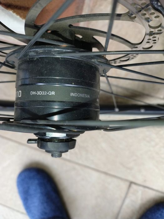 Roata fata cu dinam in butuc city bike 28"
