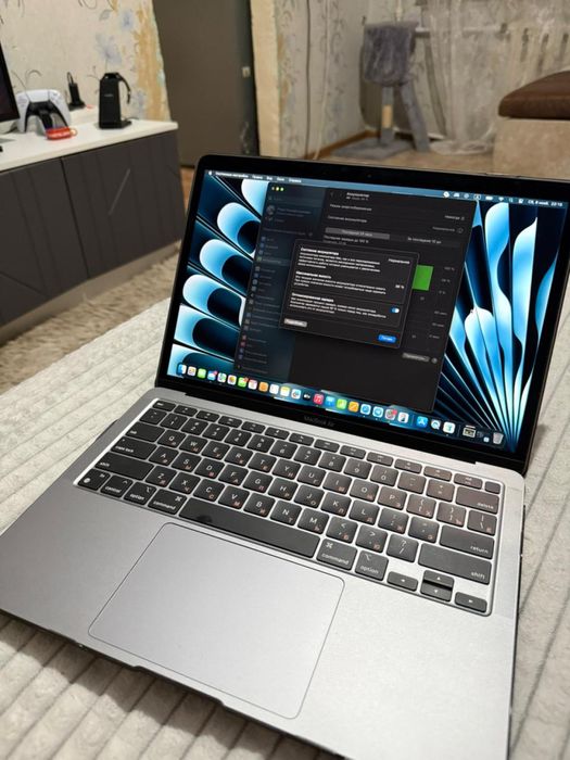 Продам Macbook air m1 256gb
