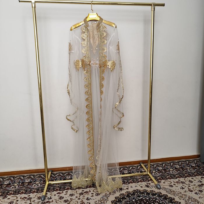 Национальный чупан для невесты