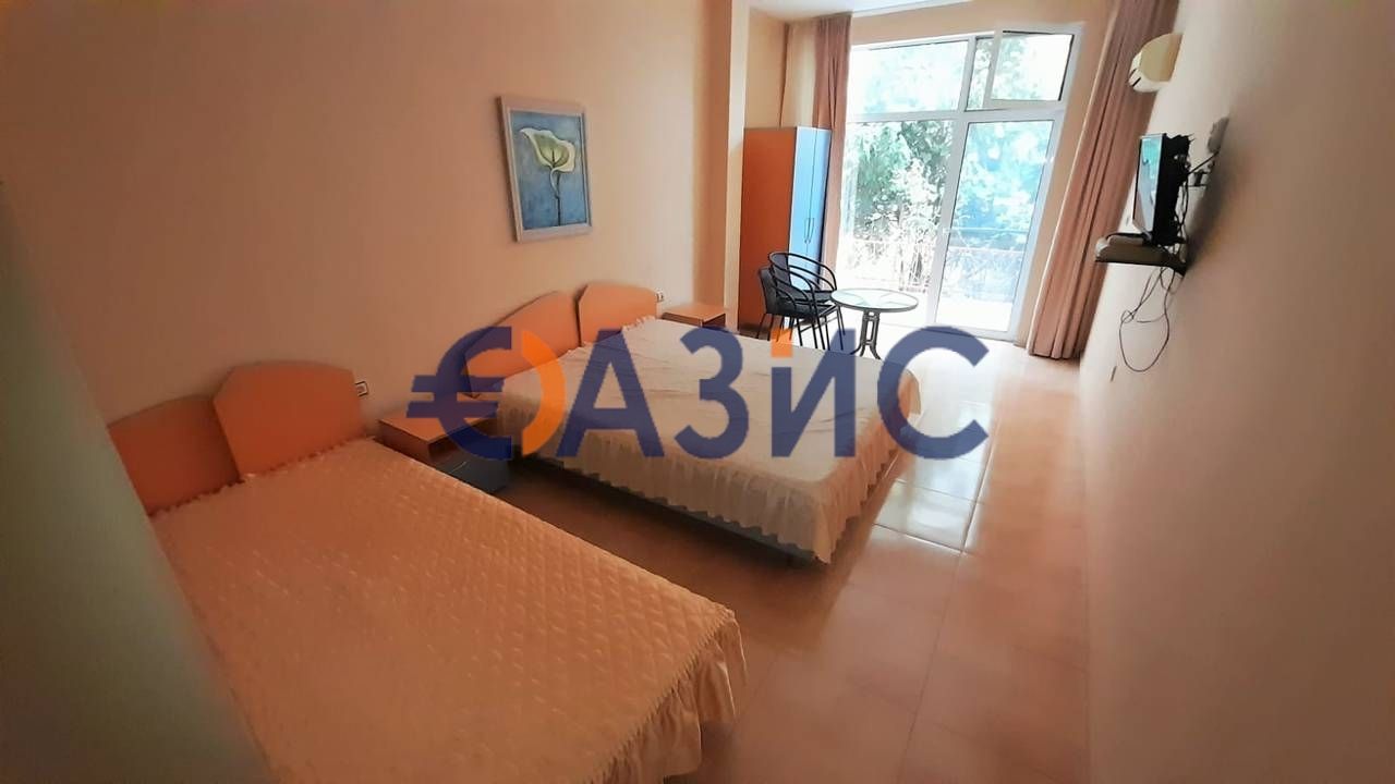 Продава се Четиристаен апартамент в Свети Влас - 118 кв.м за 873 €/кв.м - Снимка #9