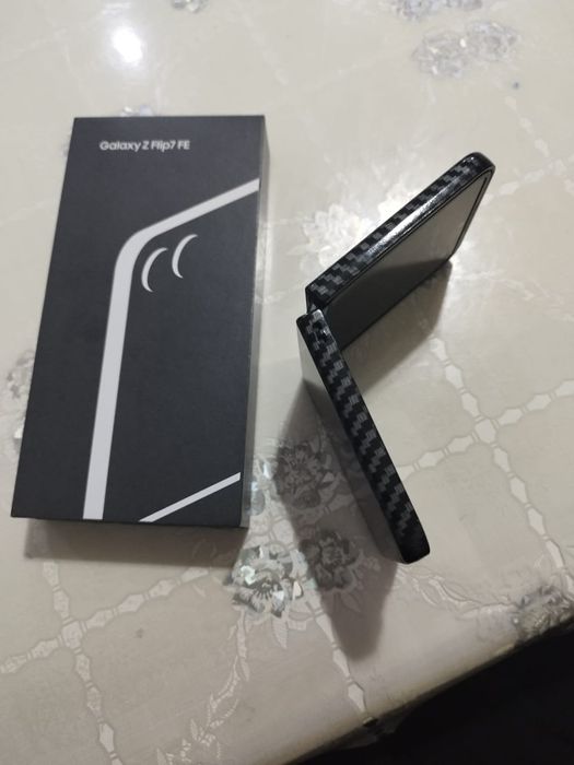 Galaxy Z Flip 7 FE