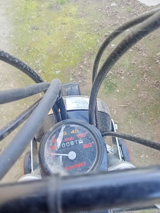 Vând moped remzey