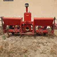 Semanatoare tractor Becker Airomat 2 pe 4 randuri