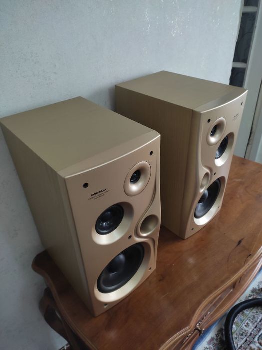 Продам калонки DAEWOO