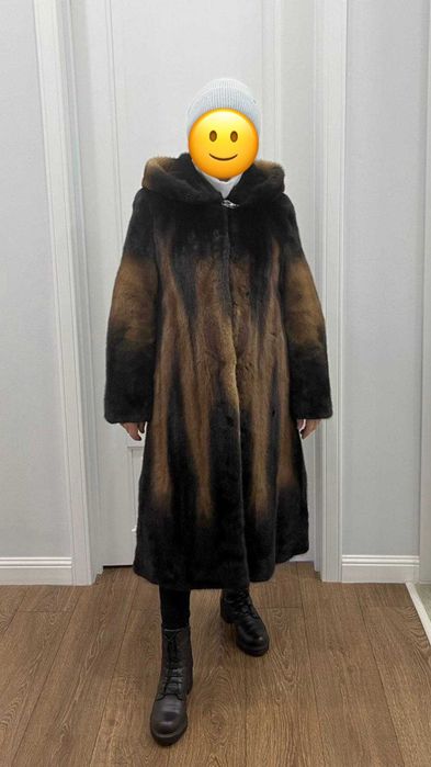 Продам норковую шубу