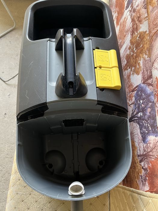 Пылесос Karcher puzzı 10/1
