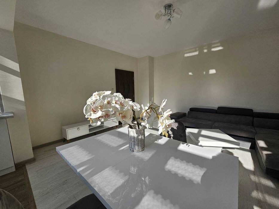 Продава се Двустаен апартамент в Пловдив, Коматево - 46 кв.м за 1718 €/кв.м - Снимка #3