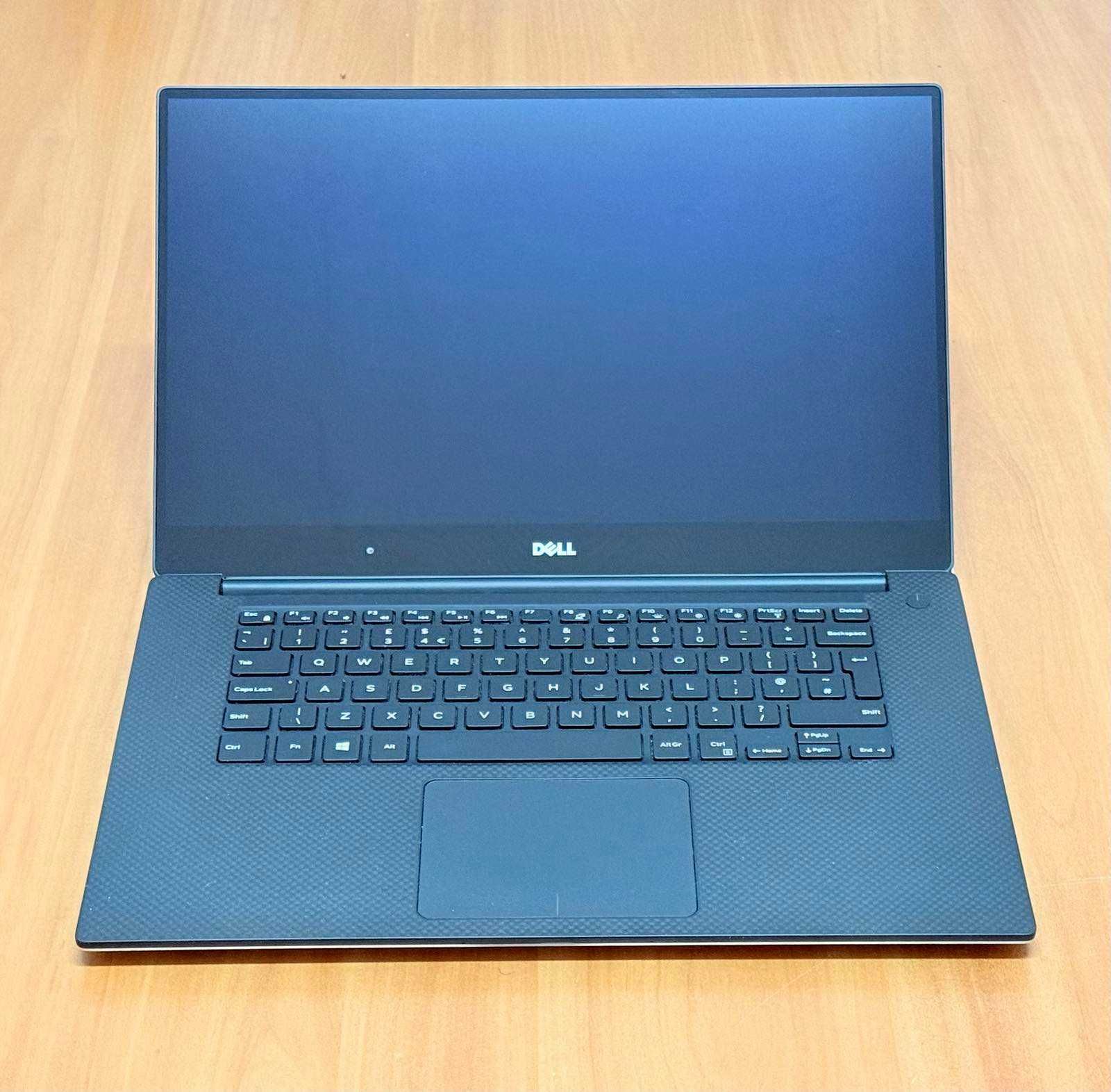 Core i7-8850H/16GB/256GB SSD/Quadro P1000/4K UHD 100% sRGB/Dell 5530