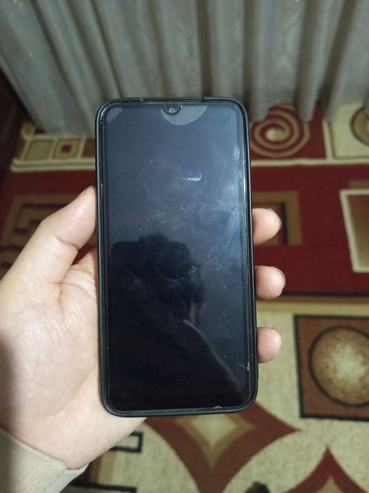 Продается телефон