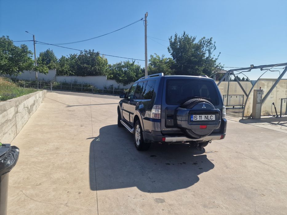 Mitsubishi Pajero 3.2