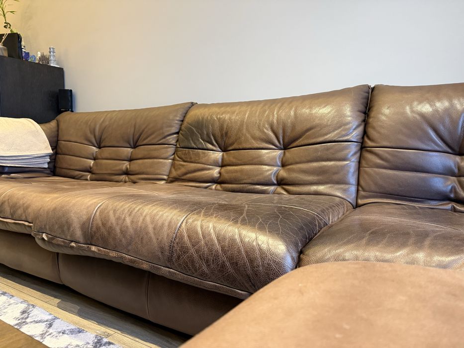 Диван и табуретка Natuzzi Editions B895 Intrigo - Естествена кожа