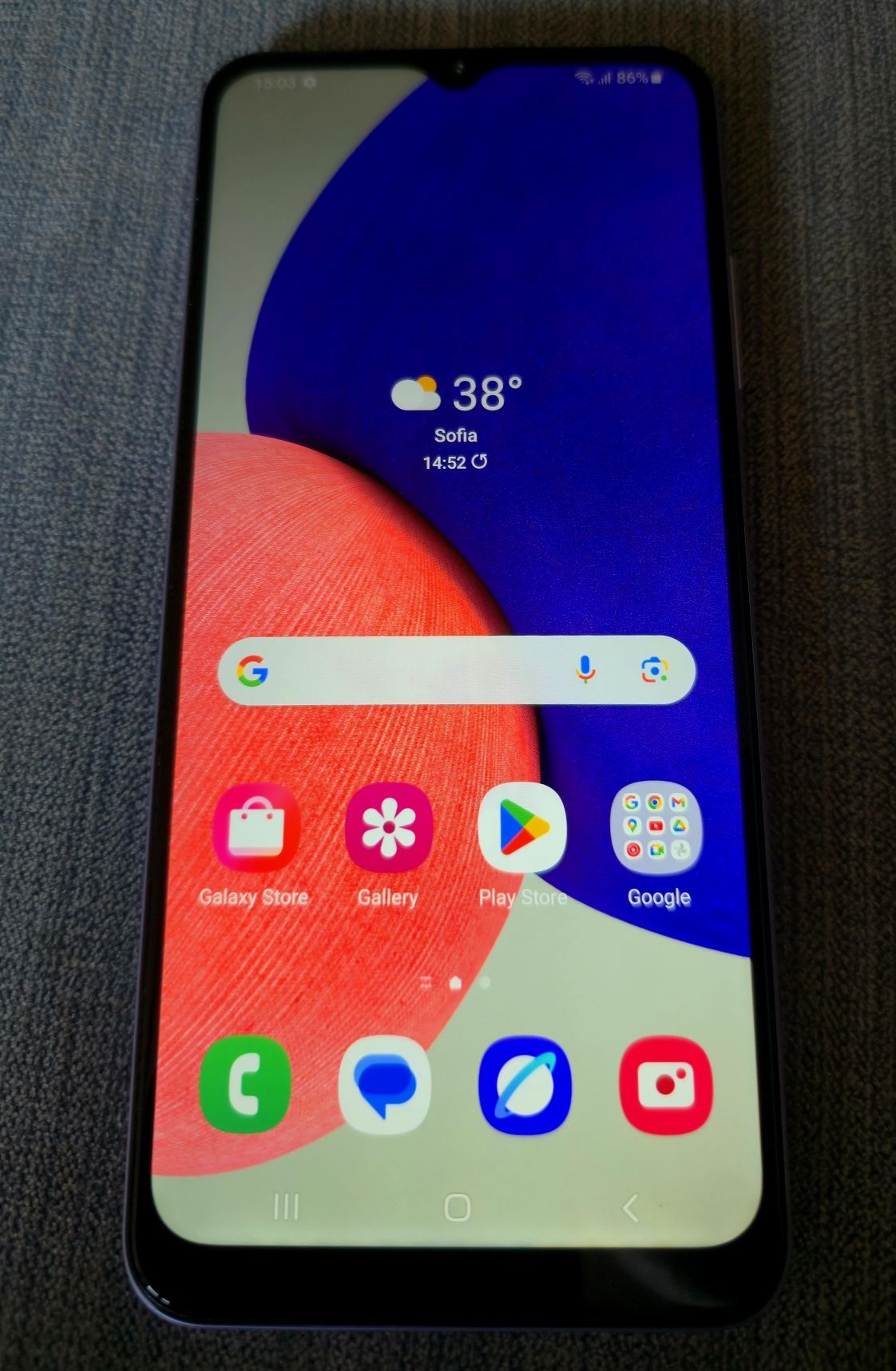 Мобилен телефон Samsung Galaxy A22 5G, 4 GB RAM, 128 GB storage.
