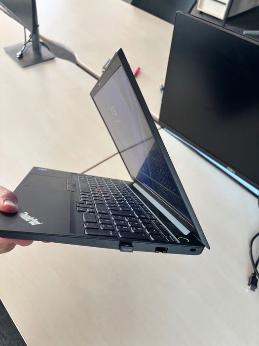 Lenovo Thinkpad e15 gen2 I5 SSD