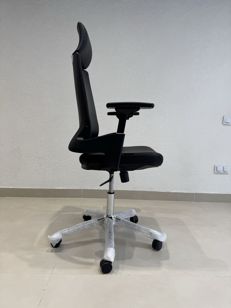 Офисное кресло Raum Kraft YS-2746