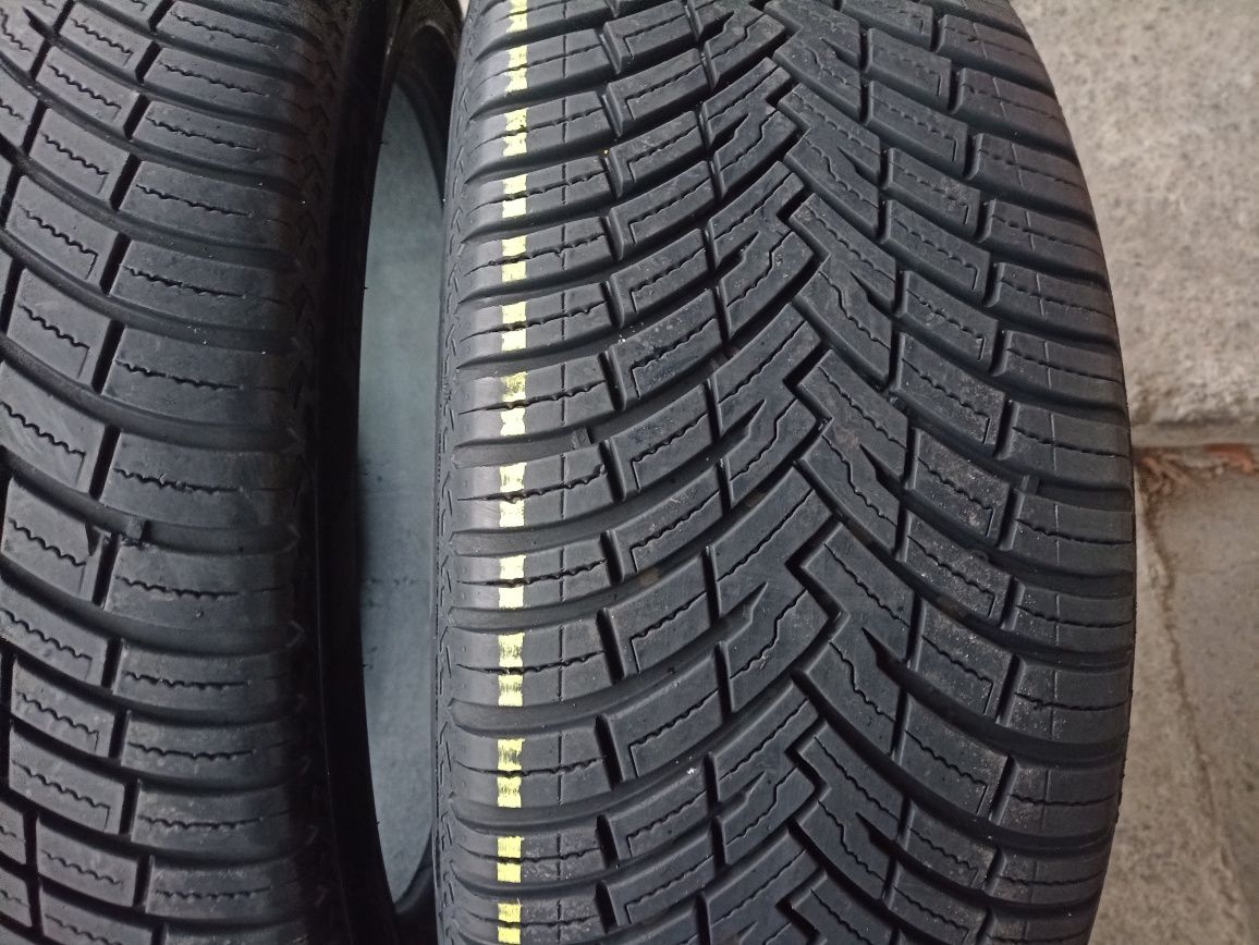 2 anvelope AllSeason Pirelli 235/45 R20 dot 3821