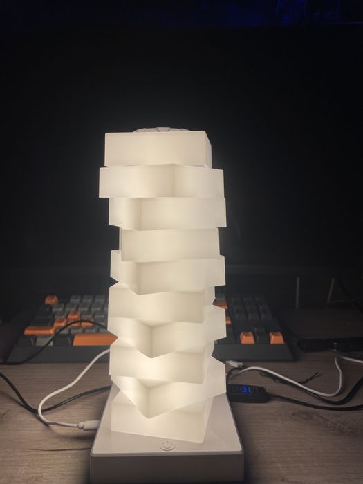 Lampă RGB cu 7 culori – lampă de ambient modernă