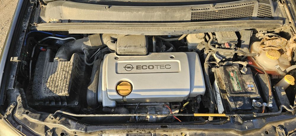 Опел Зафира А 1.6 16в 101кс на части Opel Zafira A 1.6 16v 101 na chas