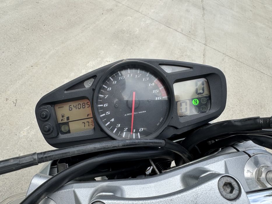 Motocicleta Suzuki GSR600, injectie!!