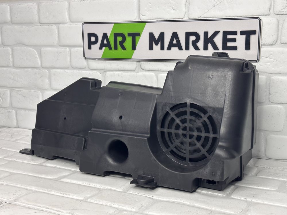 Суббуфер AUDI A6 C7 Комби A7 4G9035381A