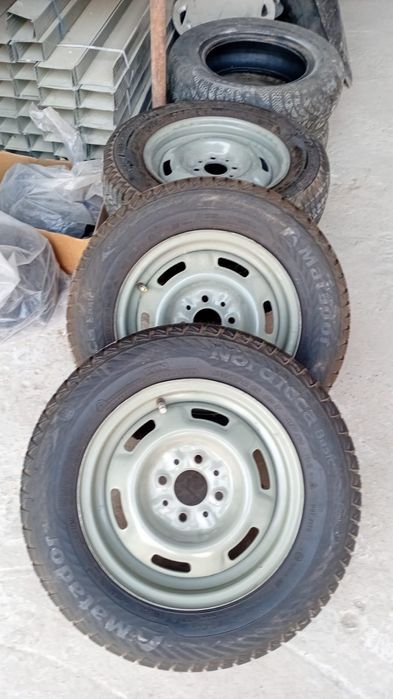 175/70/13 зимни балон